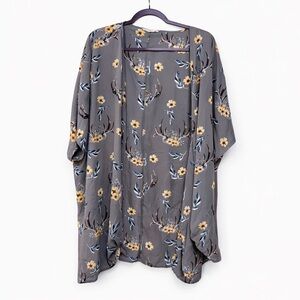 Berry N Cream Women's Gray Floral Open Front Kimono Cardigan M (24" P2P)